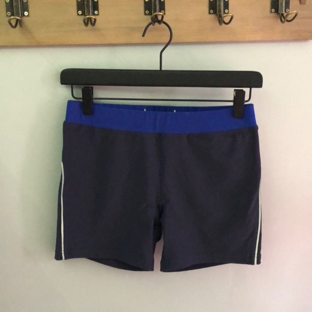 NWOT Aerie FIT Workout Shorts in Blue Size Small Women’s